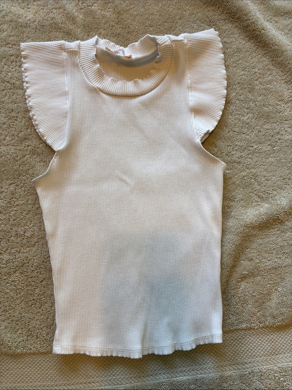 Mi Ami White Ribbed Flutter-Sleeve Tank